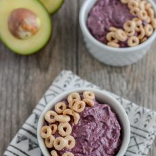 https://www.theleangreenbean.com/wp-content/uploads/2018/06/Blueberry-Avocado-Smoothie-Bowl-1-225x225.jpg