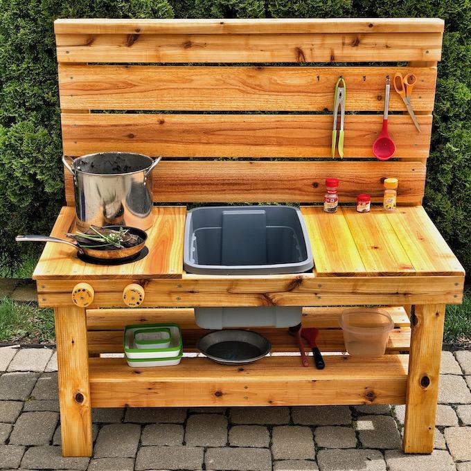 How To Build A Outdoor Kitchen. DIY Outdoor Kitchen Table On A BUDGET. 