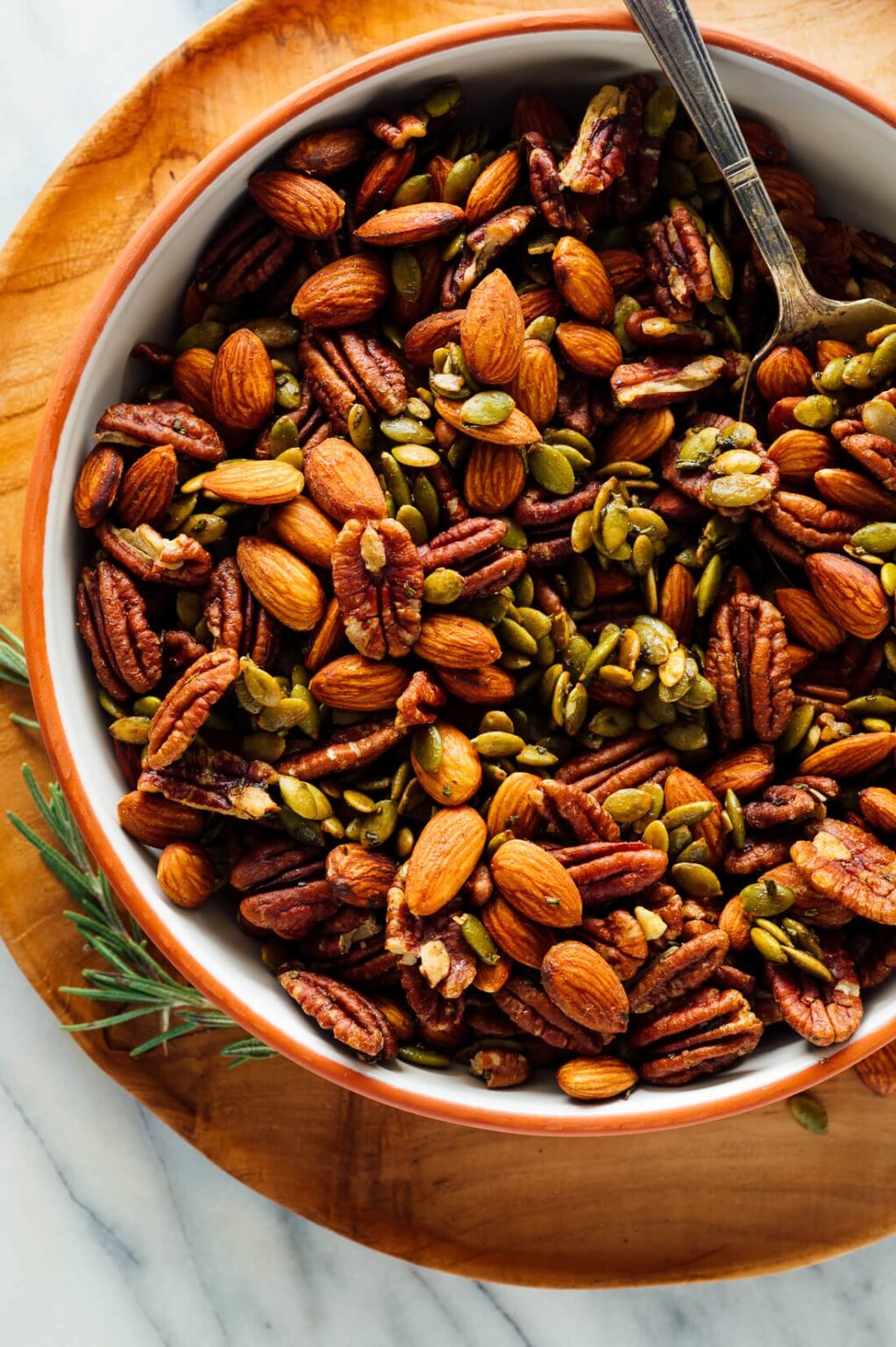 Sweet And Spicy Mixed Nuts With Pecans And Almonds
